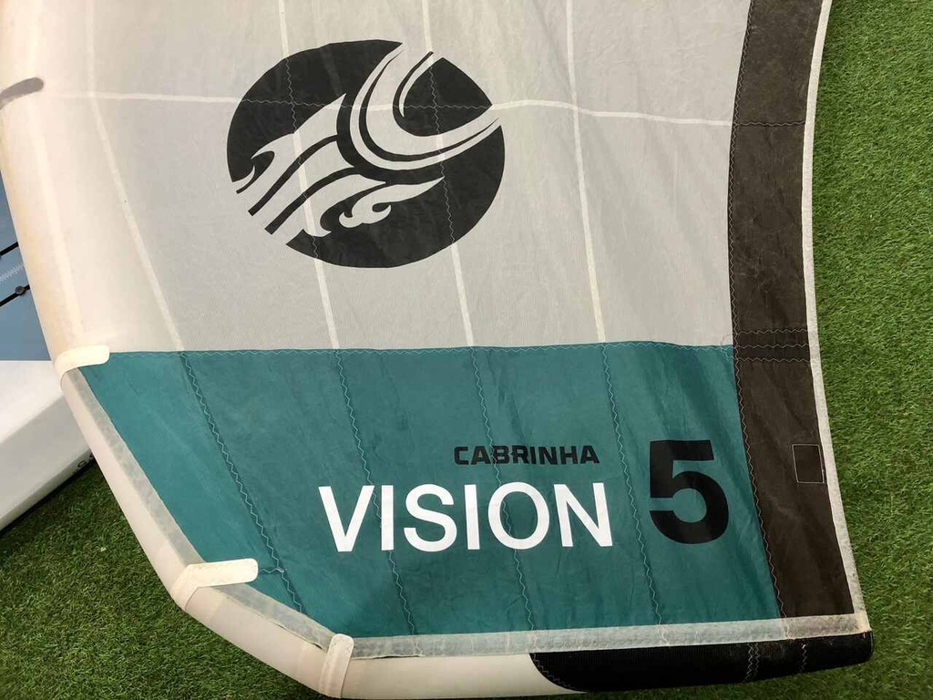 VISION 2024 C3 TEAL/NAVY/WHITE 5m (used)(148)